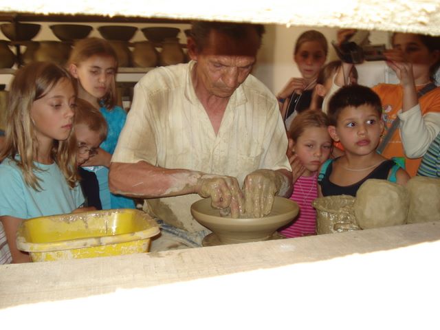 Meşteşugul olăritului la Horezu